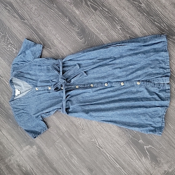 Dress - Picture 2 of 6